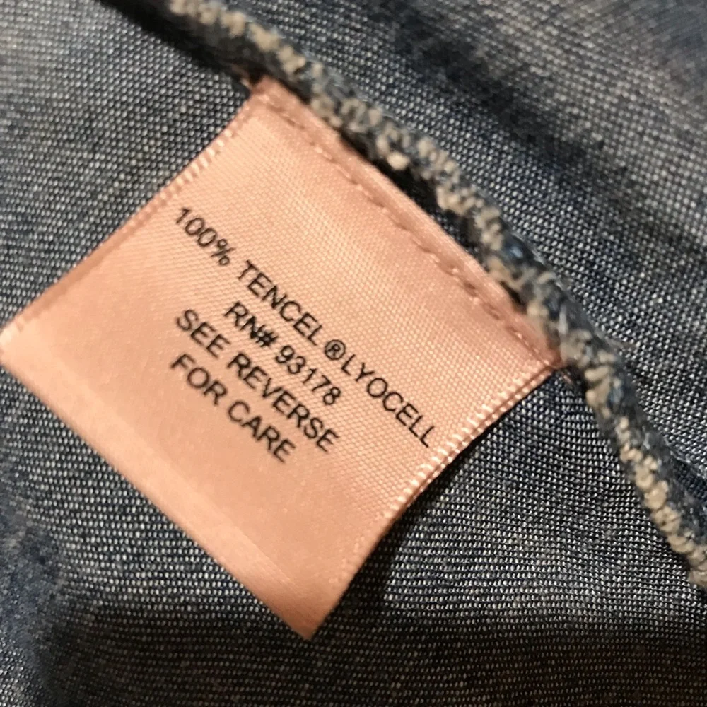 ▪️philosophy Lightweight Denim Dress - Picture 9 of 9